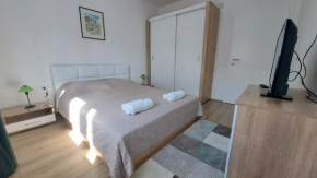 Vera City Square Apartment